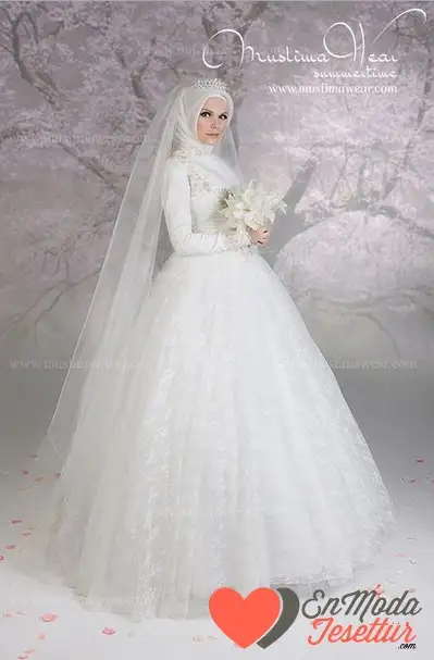 muslima-wear-gelinlik.webp