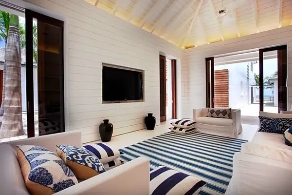 navy-inspired-living-room.webp