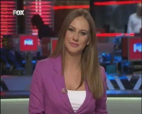 nazli_tolga_8630.webp