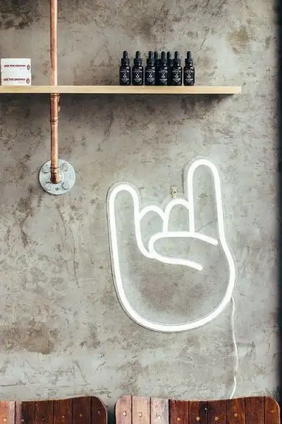 neon-isik-2.webp