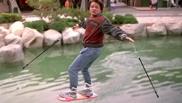 news_1-ucan-kaykay-lexus-hoverboard-satisa-cikiyor-2015-back-to-the-future.webp