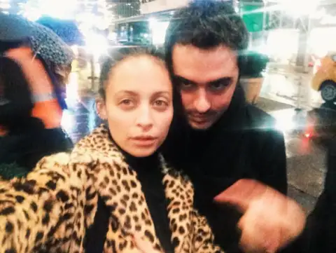 nicole-richie-no-makeup.webp