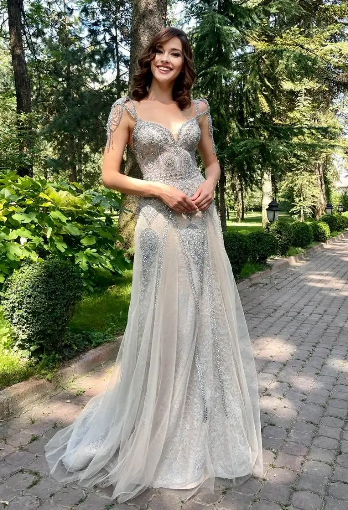 nişanlı k18 (2).webp