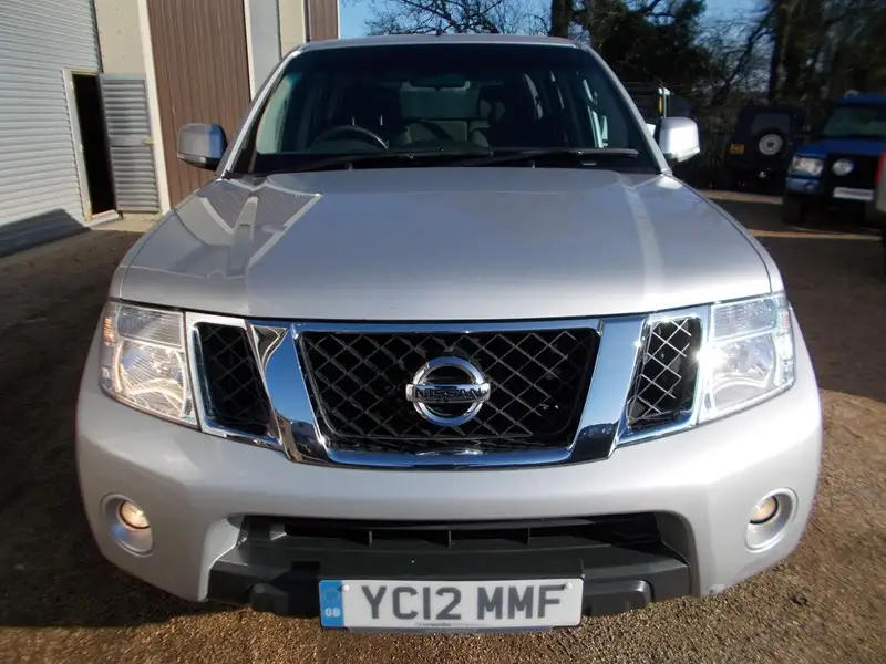 nissan-navara-dci-acenta-4x4-shr-dcb-other-2012-66918-miles_image5_400.webp