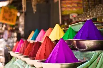 nocanvas_ayurveda-da-renklerin-etkisi-ve-kullanimi-okq63.webp