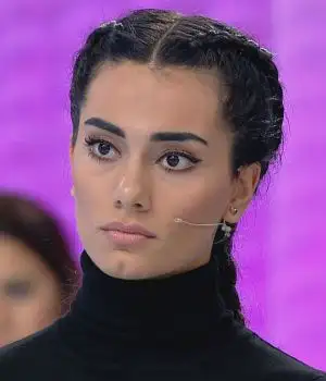 nur_bozar_makyaji_nasil_yapilir.webp