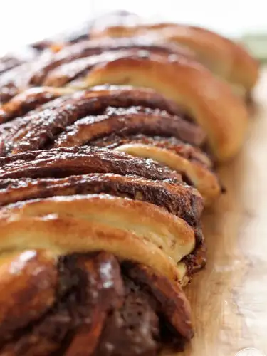 Nutellalı örgü çörek.webp