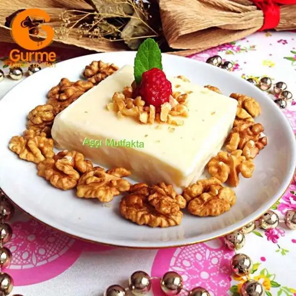 Orjinal-Saray-Muhallebisi-690x690.webp