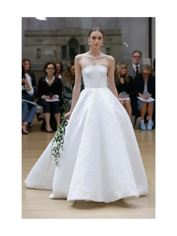 Oscar_De_La_Renta_Gelinlik_Modelleri_2018 (2).jpg