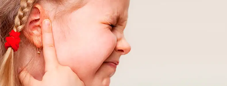 otitis-niños-clinica-nespral-1.webp