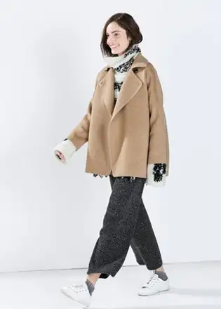 oversize-camel.webp