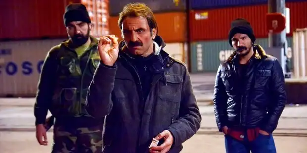 page_kacak-dizisinin-setine-baskin-isid-yanlisiyiz-sizi-burada-barindirmayiz_838791757.webp