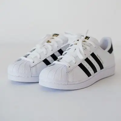paidika-sneakers-adidas.webp