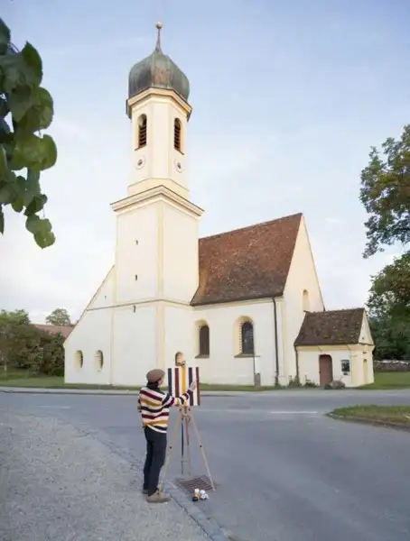 painting-pattern-shirt-scenic-locations-schmidt-schubert-14-58c275f581c67__700-454x600.webp