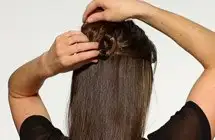 pantene_howto_00-braidedbunupdo_step3.webp