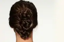 pantene_howto_00-braidedbunupdo_step6.webp