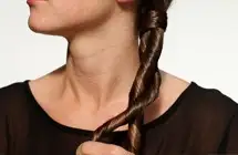 pantene_howto_15-ropebraid_step5.webp
