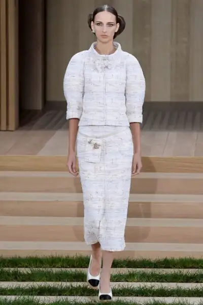 paris-moda-haftasi-ilkbahar-yaz-2016-chanel-6550830.webp