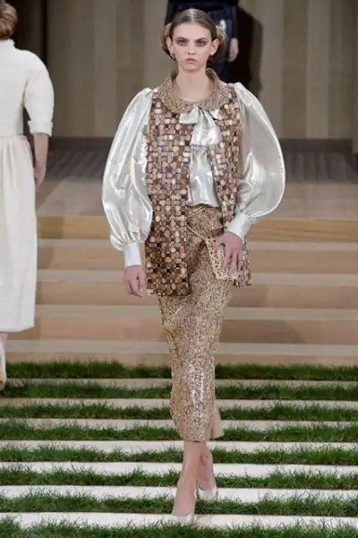 paris-moda-haftasi-ilkbahar-yaz-2016-chanel-6550843.webp