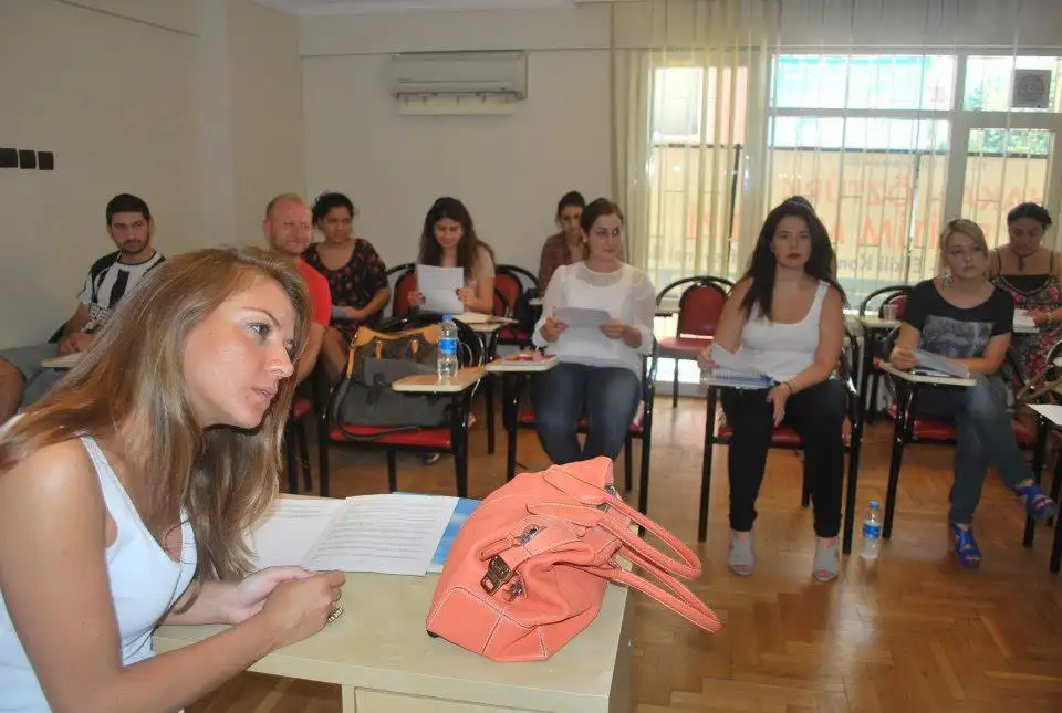 pbs_twimg_com.webp
