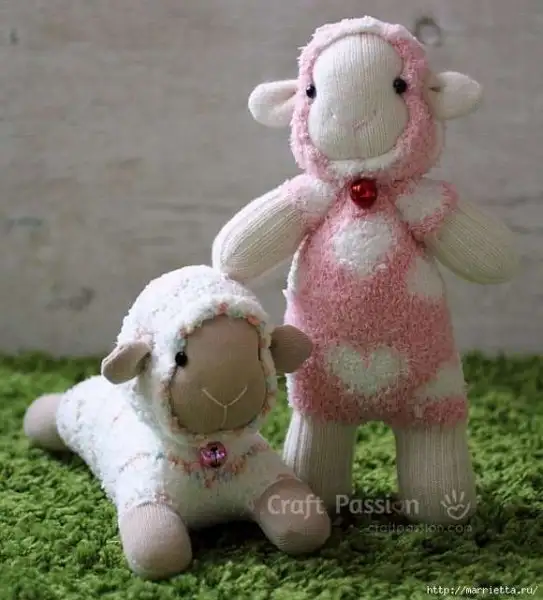 pelus_oyuncak_yapimi_resimli_anlatim_1.webp