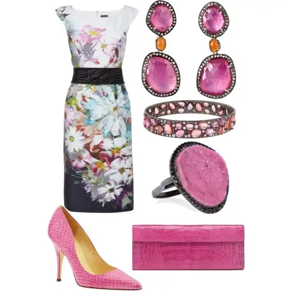 pembe-desenli-gece-elbise-kombin-modeli.webp