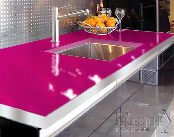 pembe-mutfak-tezgah-modeli.webp