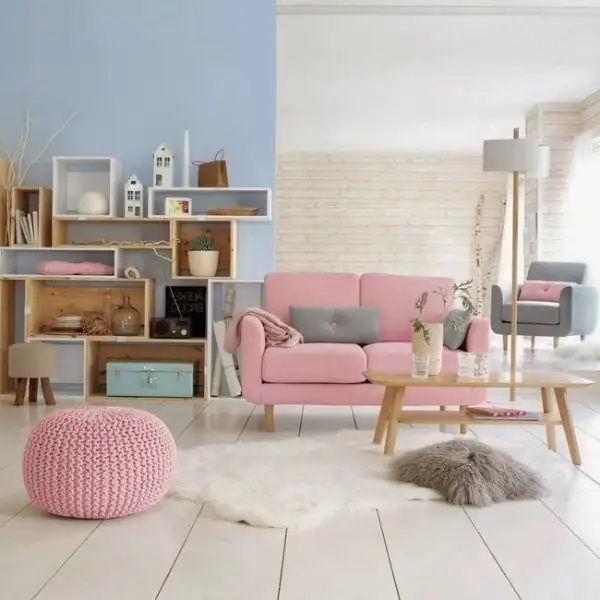 pembe-oturma-odasi-600x600.webp