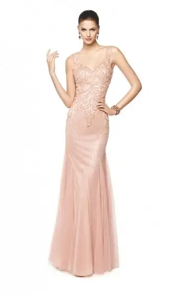pembe-taşlı-abiye-modeli.webp