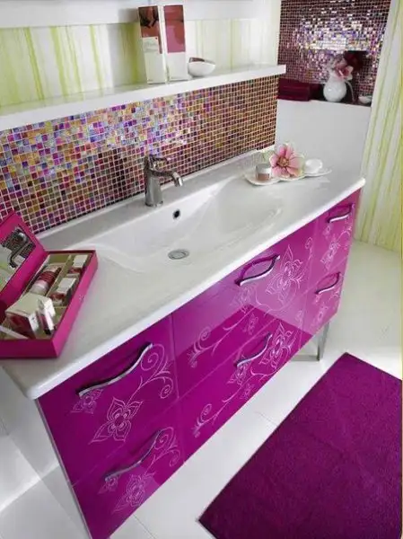 pembe-temali-banyolar-8.webp