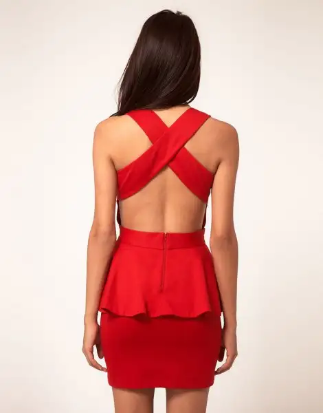 peplum-elbise-nasil-giyilir-3.webp