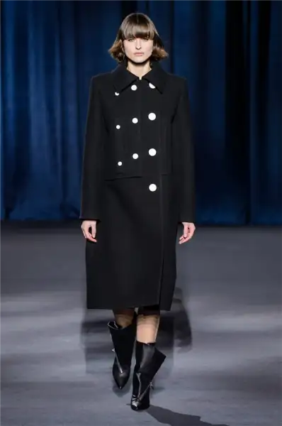 pfw-givenchy---2018-19-sonbahar-kis-7110-7032018152853.webp