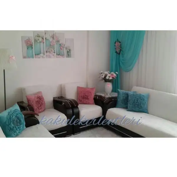 PhotoGrid_1475238730953.webp