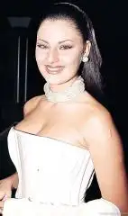 $pinar_altug_06h[1].webp