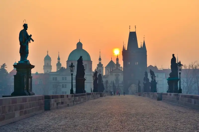 prag_800.webp
