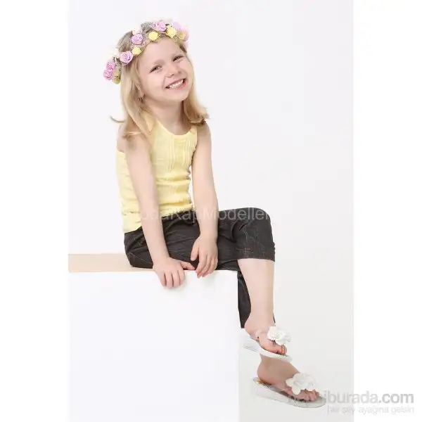pratik-ve-sik-calzedonia-2016-ilkbahar-yaz-corap-tayt-modelleri-saglikli-yasam-tavsiye.webp