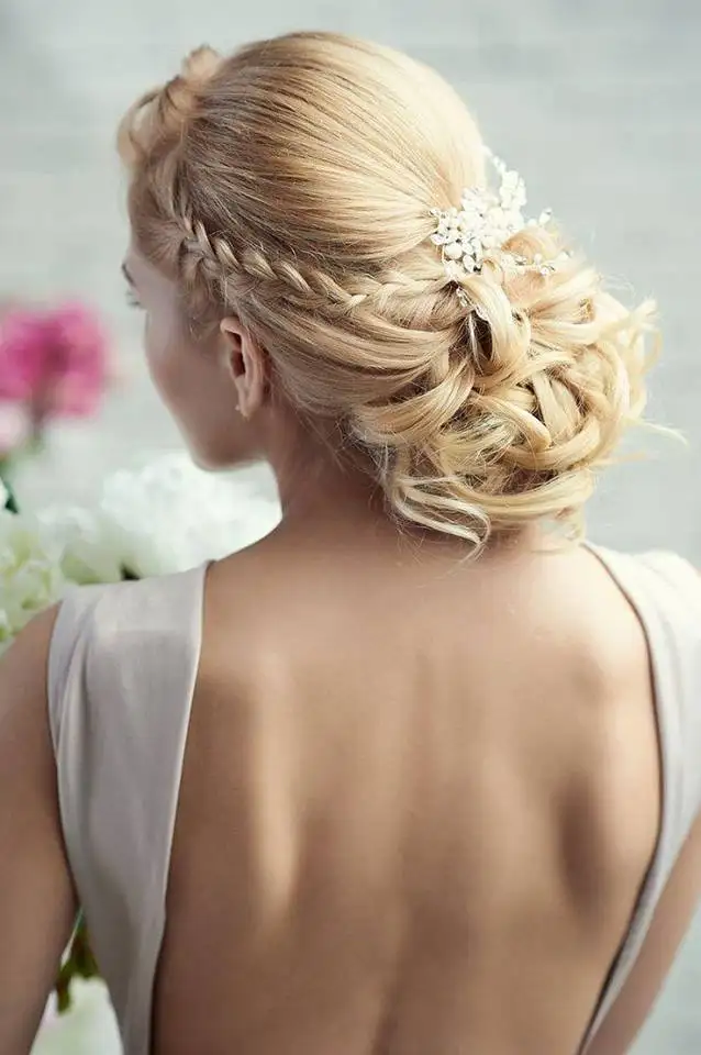 prenses_gelinlik_sac_modelleri (3).webp