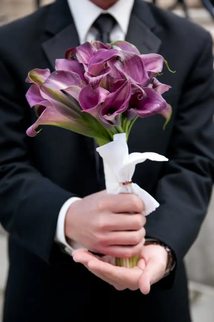 Purple-Wedding-Ideas-16.webp