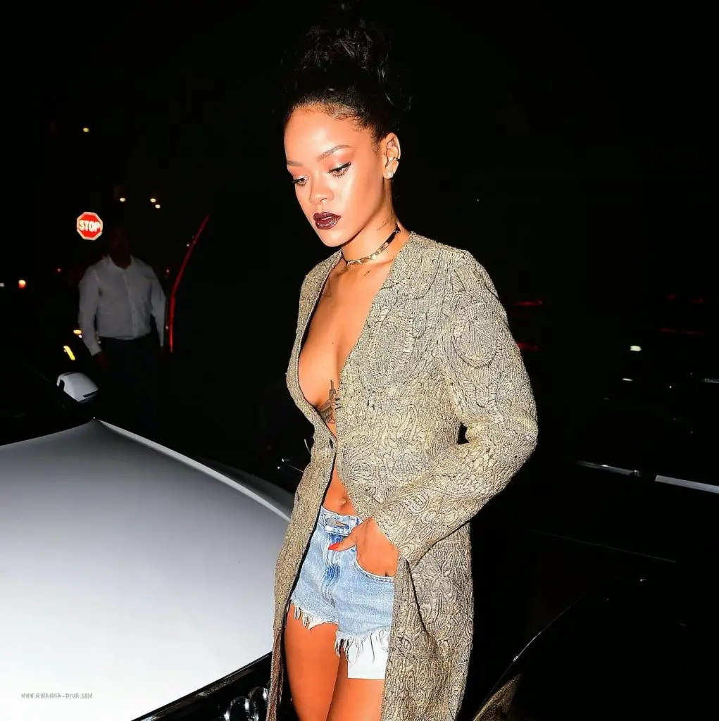 Rihanna at Giorgio Baldi restaurant in L.A 1.webp