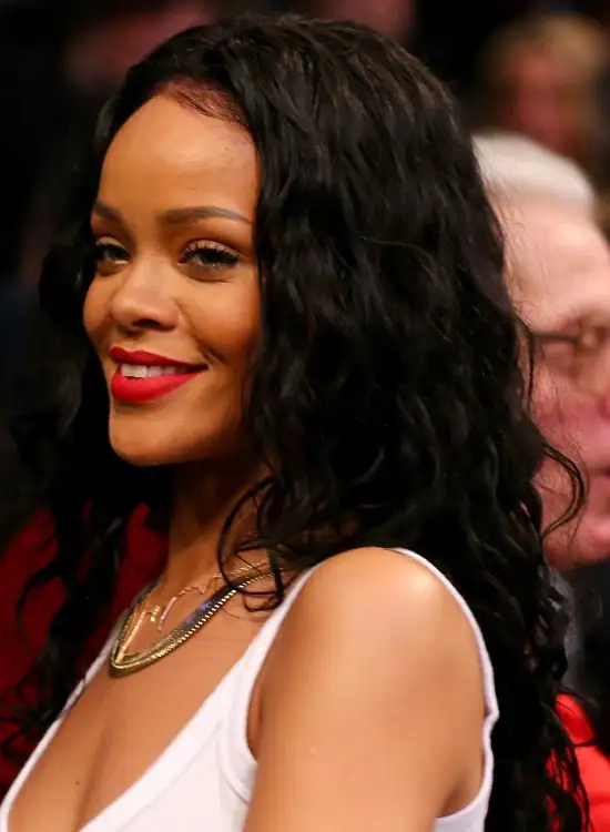 rihanna_bukle.webp
