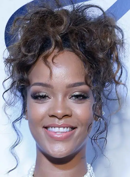 rihanna_daginik_sac.webp