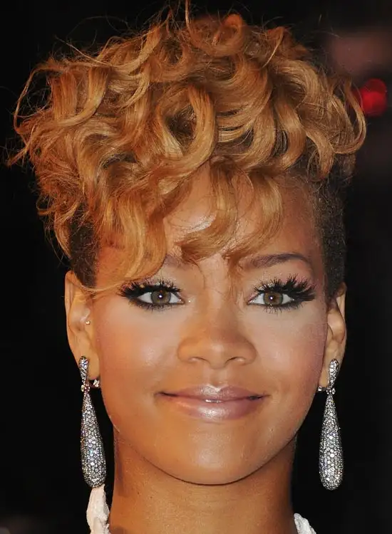 rihanna_kivircik_Sac_modeli.webp