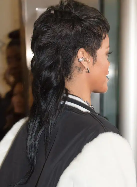 rihanna_sac_kuyrugu.webp