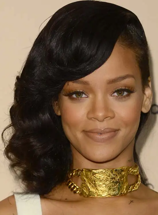 rihanna_tirasli_Sac_modeli.webp