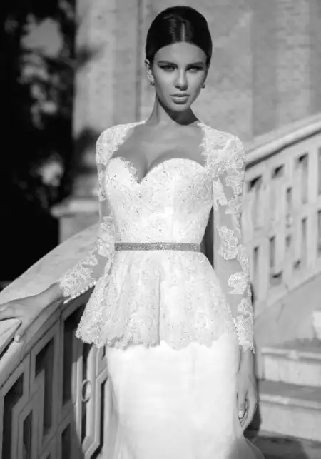 robe-mariee-manches-longues-dentelle.webp