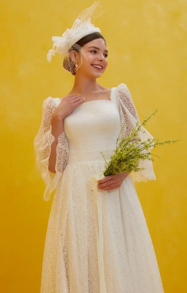 romantik-kare-yaka-dantel-gelinlikjaqa-cbbe1-.webp