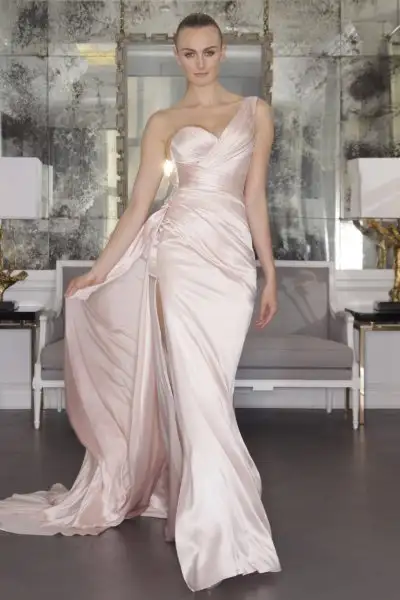 romona-keveza-luxe05.webp