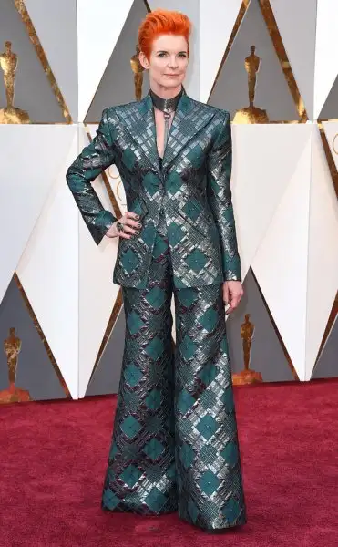 rs_634x1024-160228161358-634.Sandy-Powell-Oscars-2016.webp