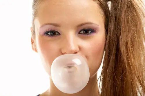 sakiz_cignemek_beyine_nasil_etki_ediyor_1.webp
