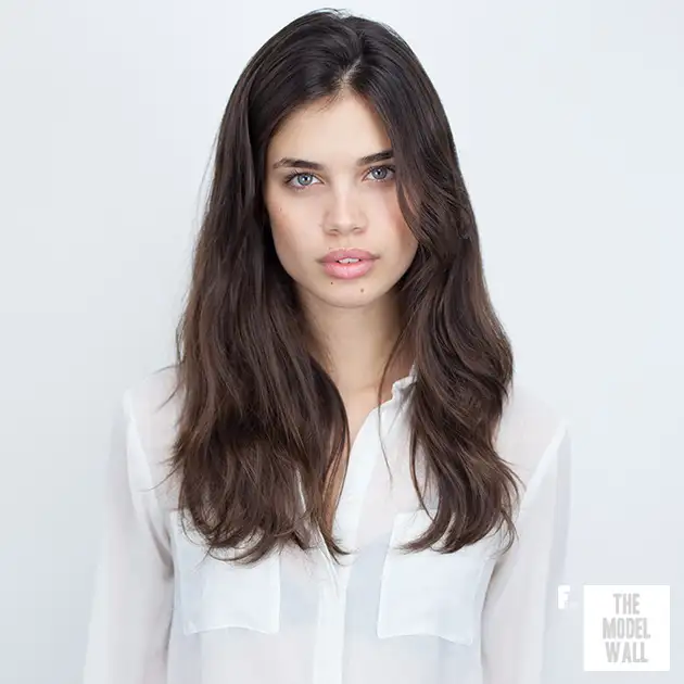 Sara-Sampiao-the-model-wall-ftape-04.webp